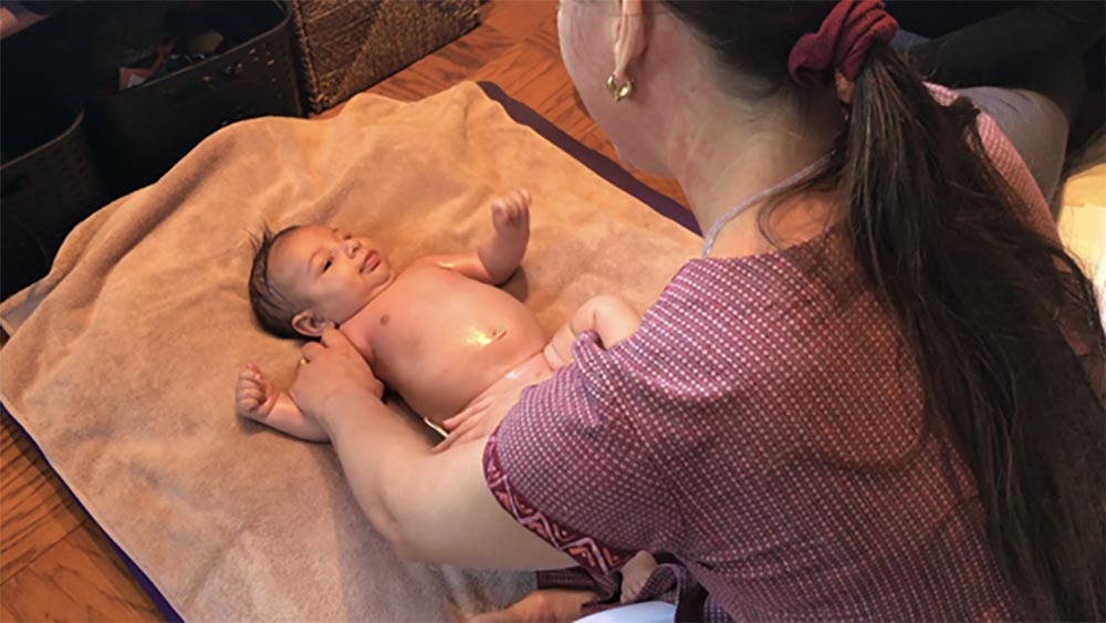 newborn bathing